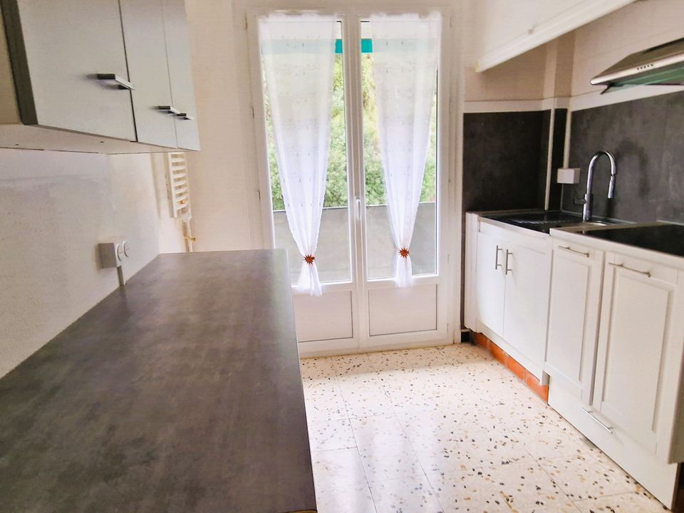 Lejlighed i Amelie-les-Bains-Palalda, Pyrenees-Orientales - foto 1