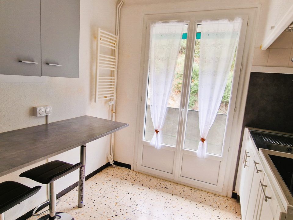 Lejlighed i Amelie-les-Bains-Palalda, Pyrenees-Orientales - foto 3