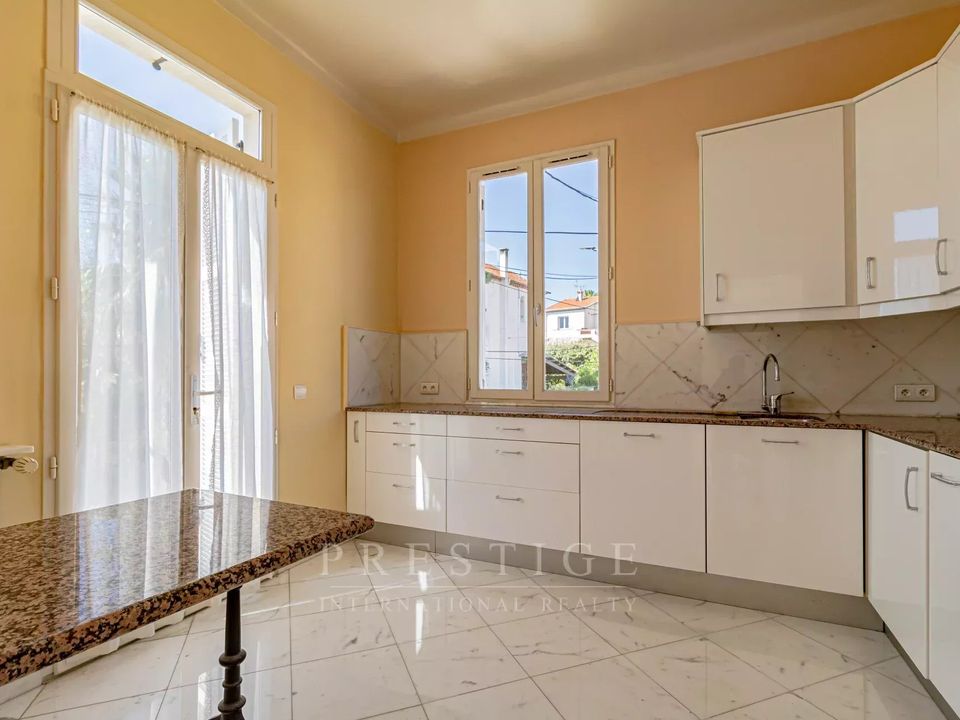 Villa i Juan-les-Pins, Alpes-Maritimes - foto 4