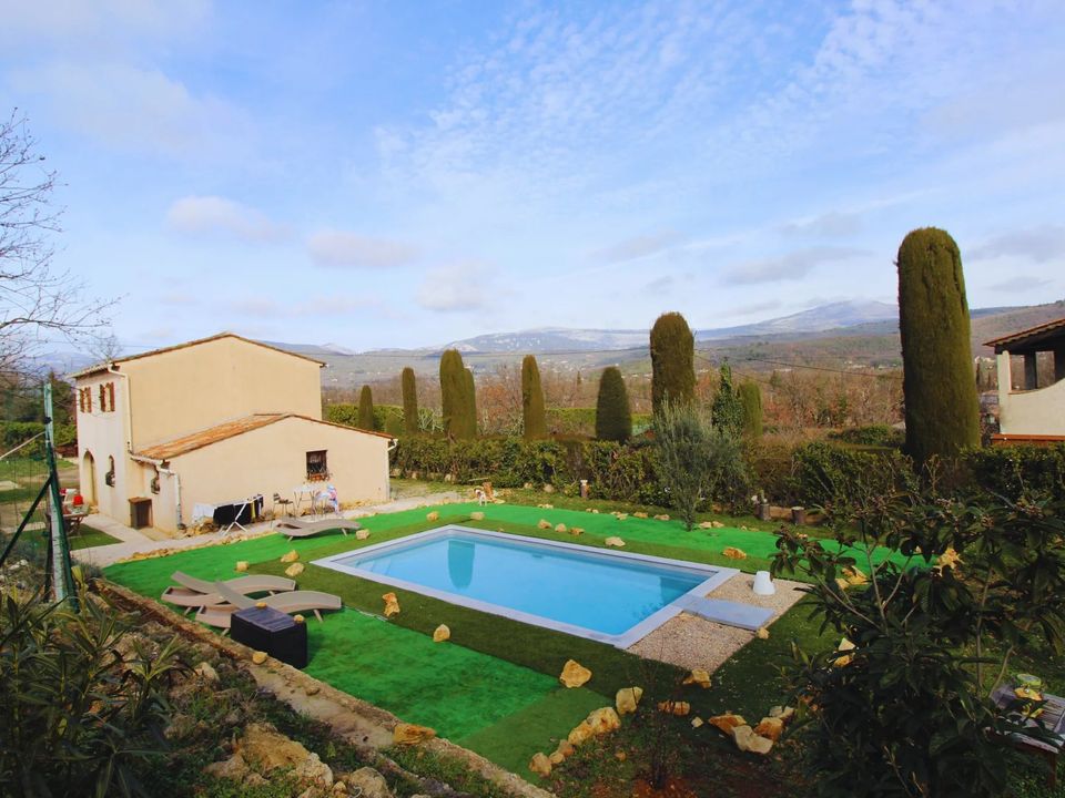 Villa i Saint-Cezaire-sur-Siagne, Alpes-Maritimes - foto 1