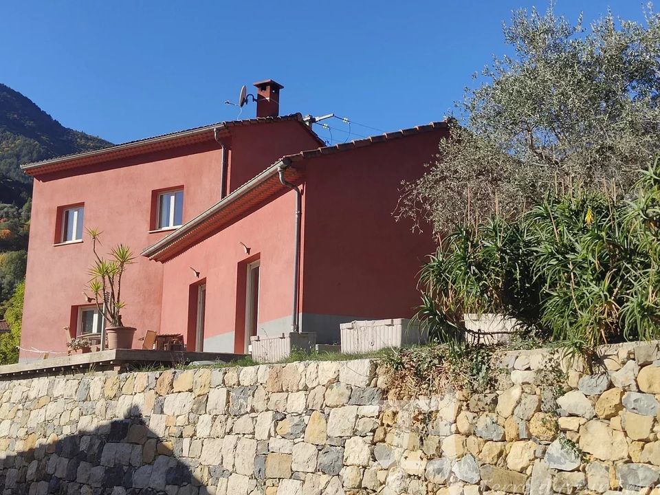 Villa i Breil-sur-Roya, Alpes-Maritimes - foto 1