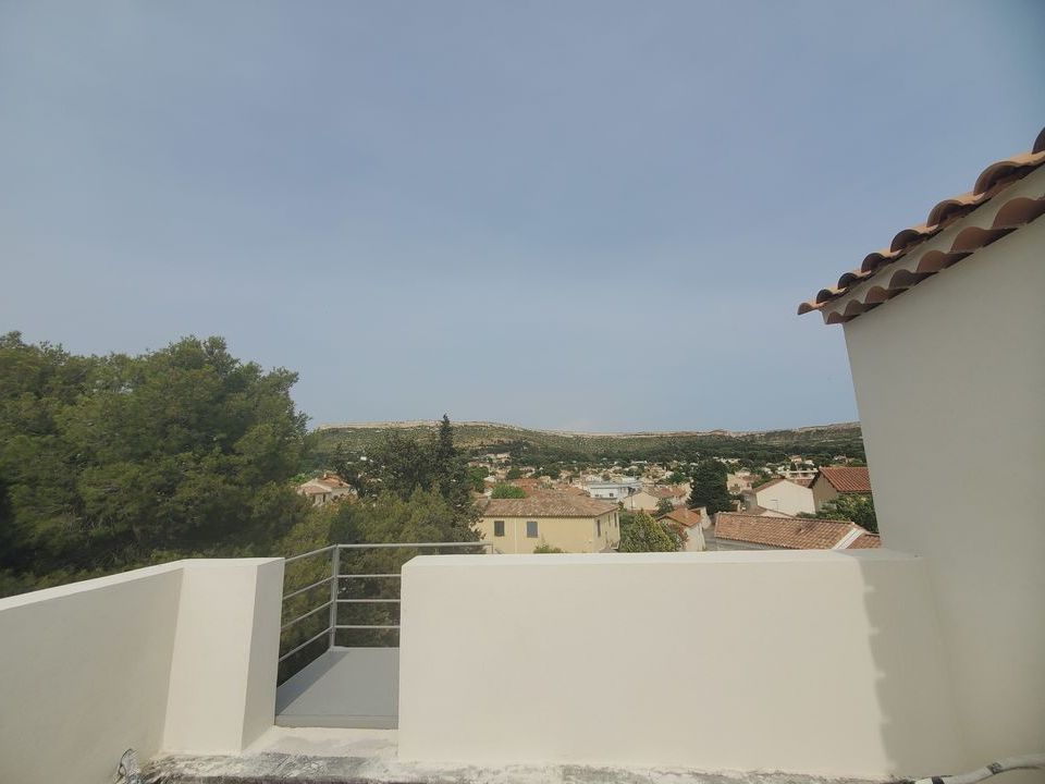 Apartamento en Rognac, Bouches-du-Rhone - foto 1