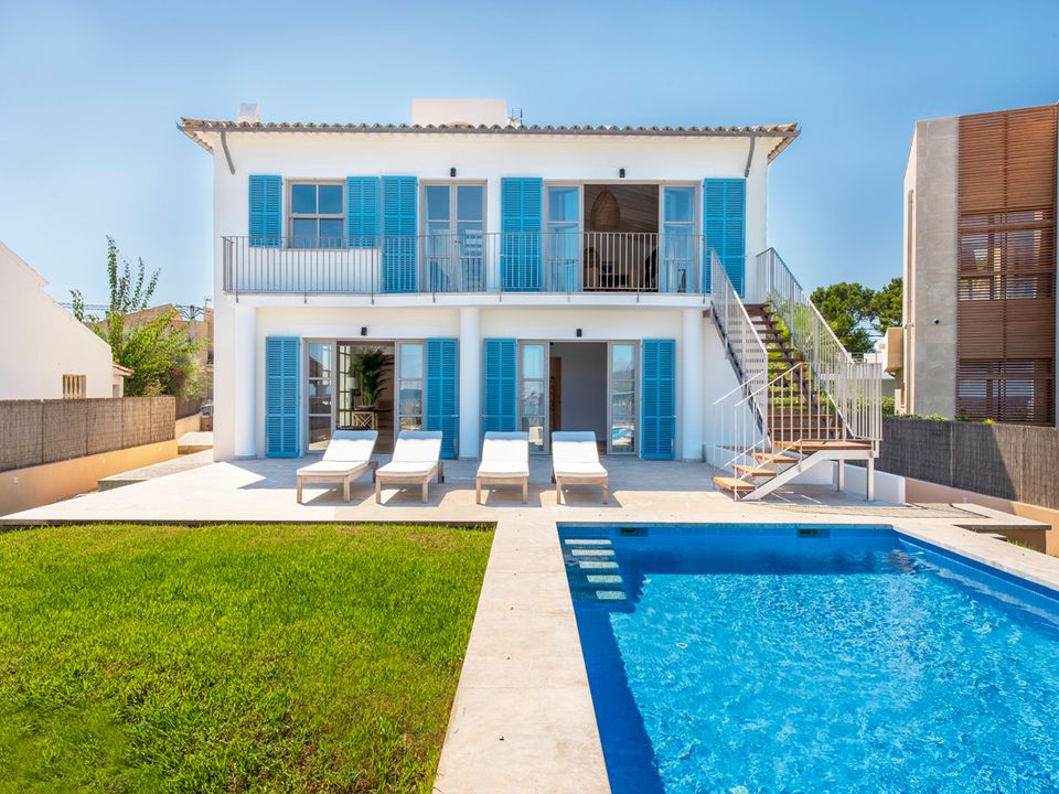 Villa i Alcudia, Mallorca - bilde 1