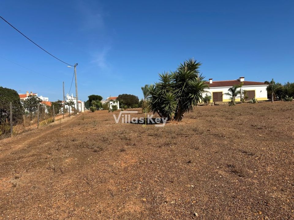 Terreno en Odiaxere, Faro - foto 1