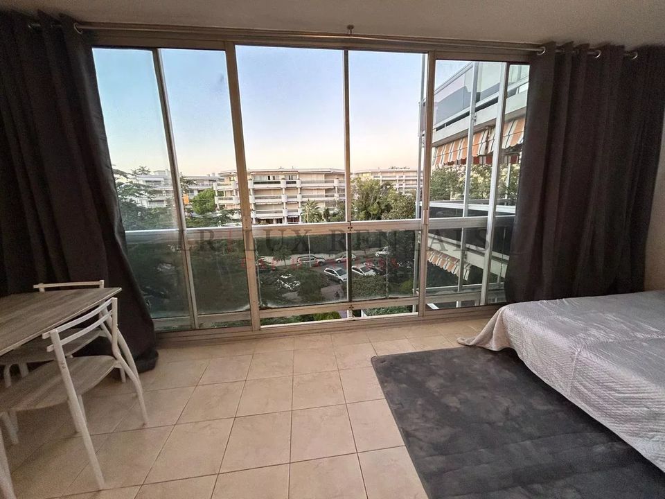Lejlighed i Juan-les-Pins, Alpes-Maritimes - foto 2