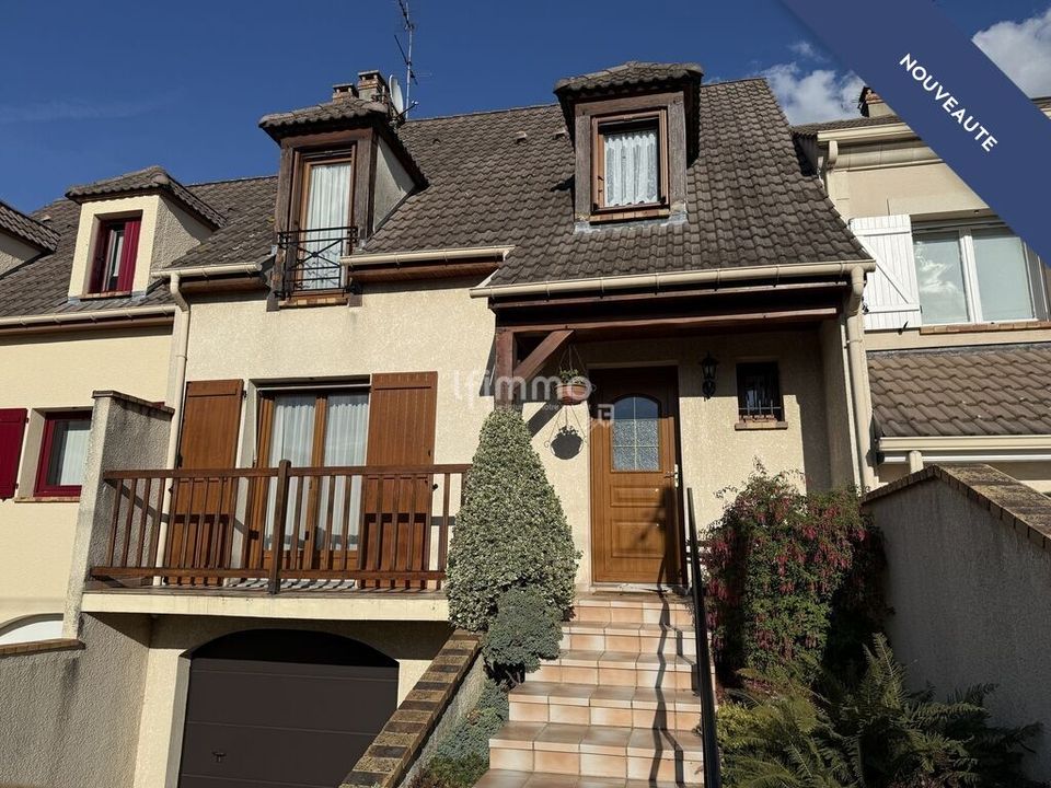 Villa i Tremblay-en-France, Seine-Saint-Denis - foto 1