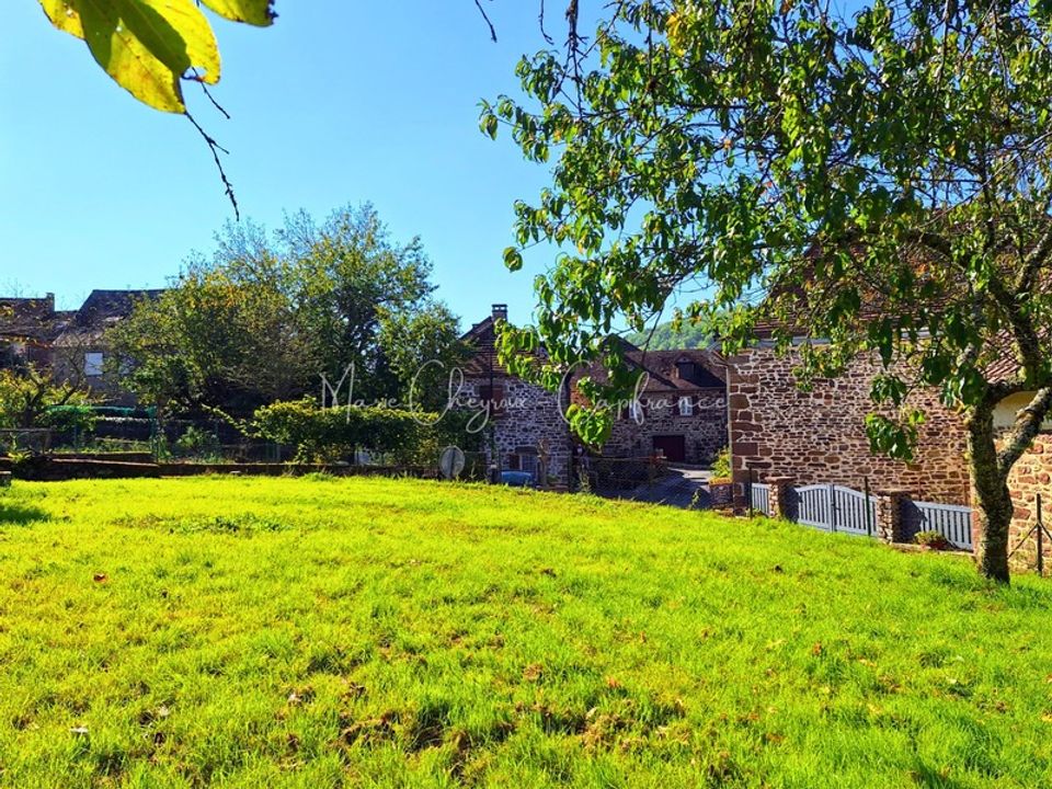 Landsbyhus i Le Pescher, Correze - foto 4