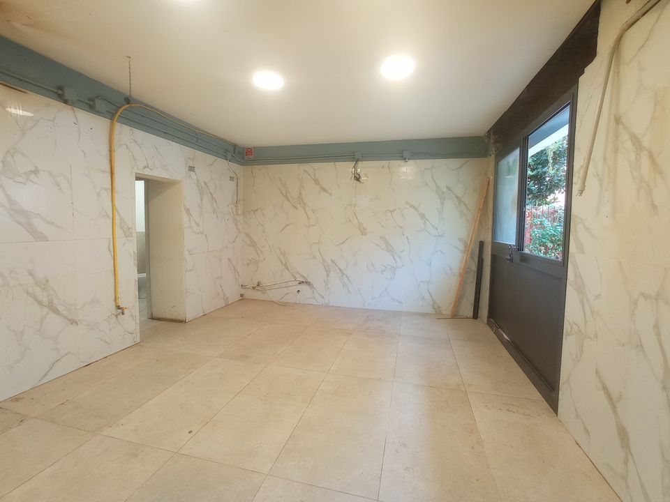 Erhvervsejendom i Modena, Modena - foto 1