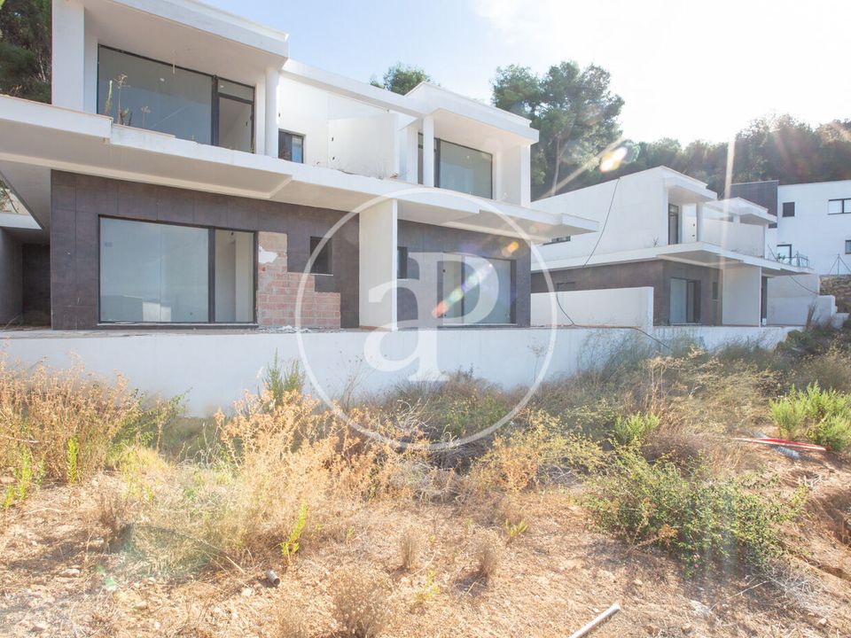 Villa a Chiva, Valencia - foto 1