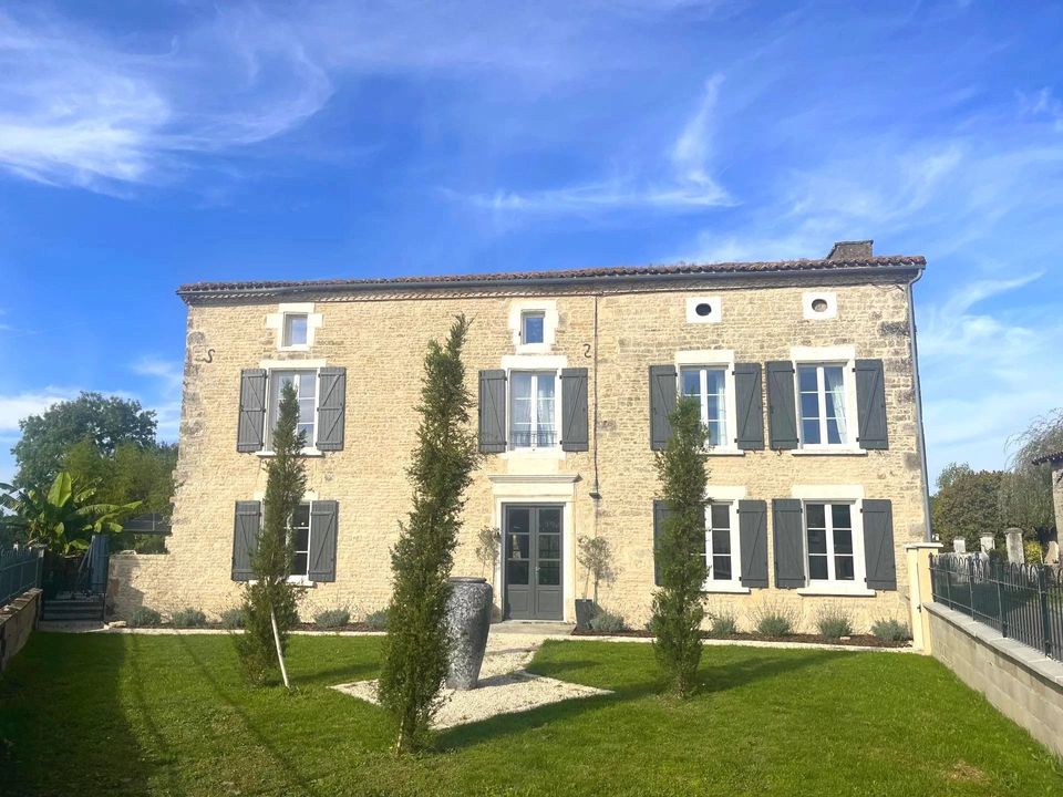 Landsbyhus i Villefagnan, Charente - foto 1