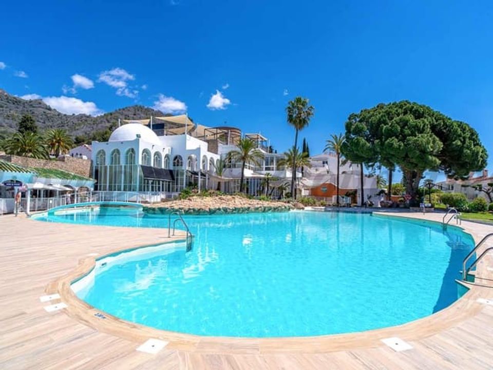 Lejlighed i Nerja, Malaga - foto 1