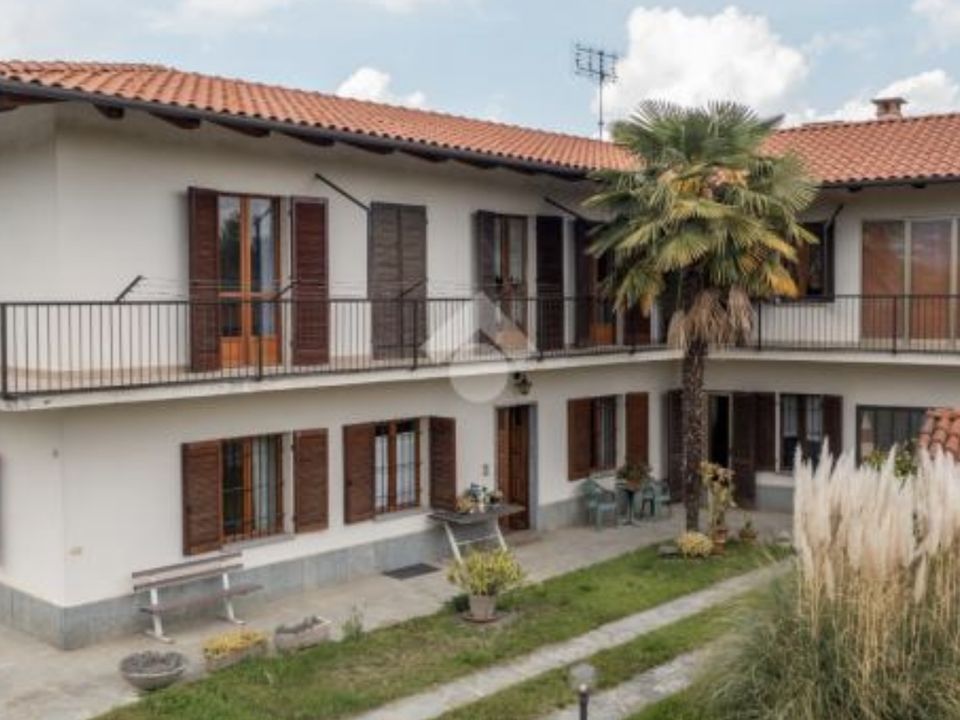 Villa i Verzuolo, Cuneo - foto 1