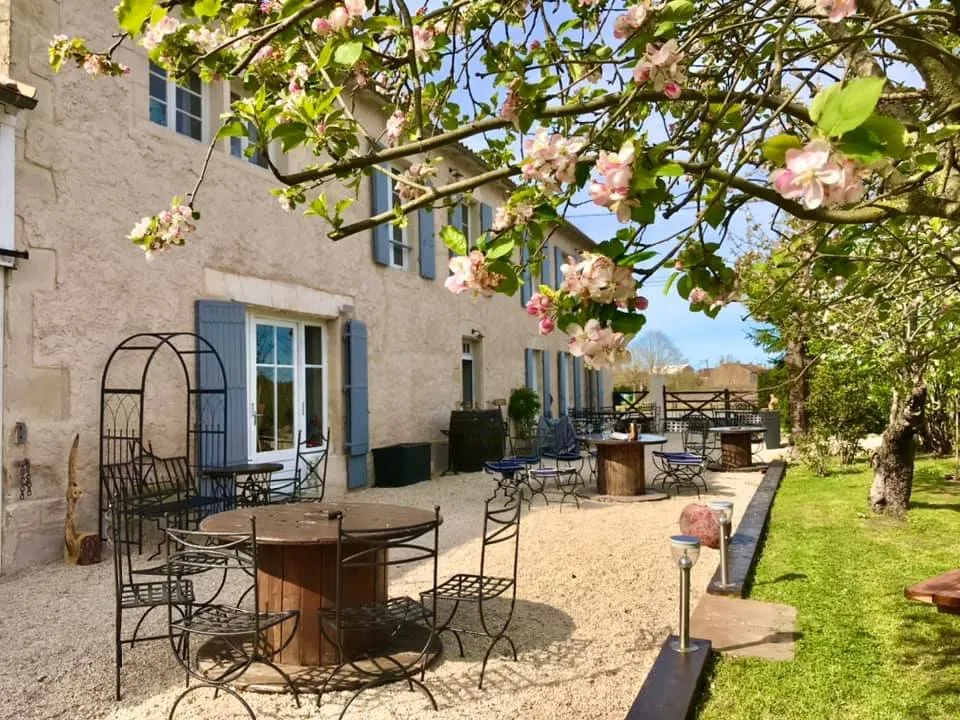 Villa i Aulnay, Charente-Maritime - foto 1