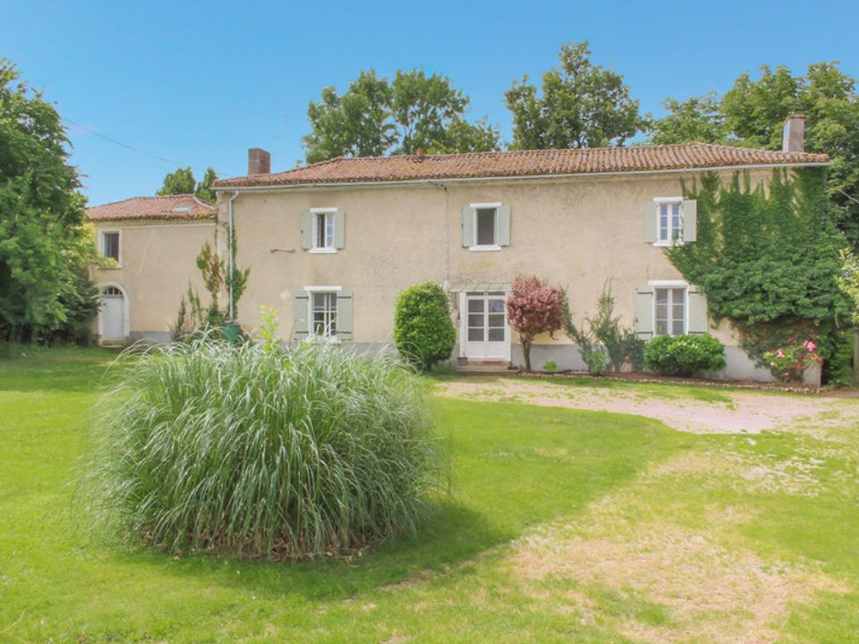 Villa i Louin, Deux-Sevres - foto 1