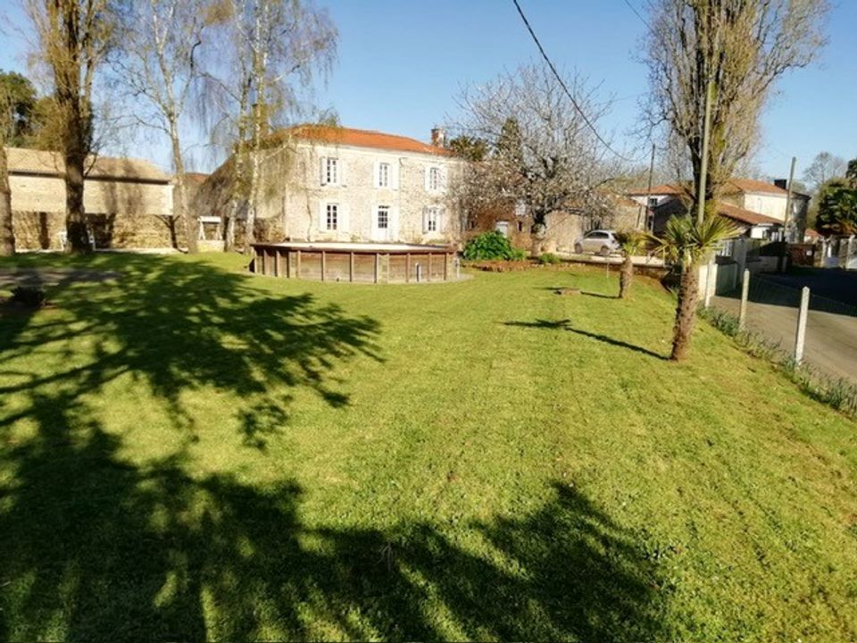 Villa i St.-Maixent-de-Beugné, Deux-Sevres - foto 2