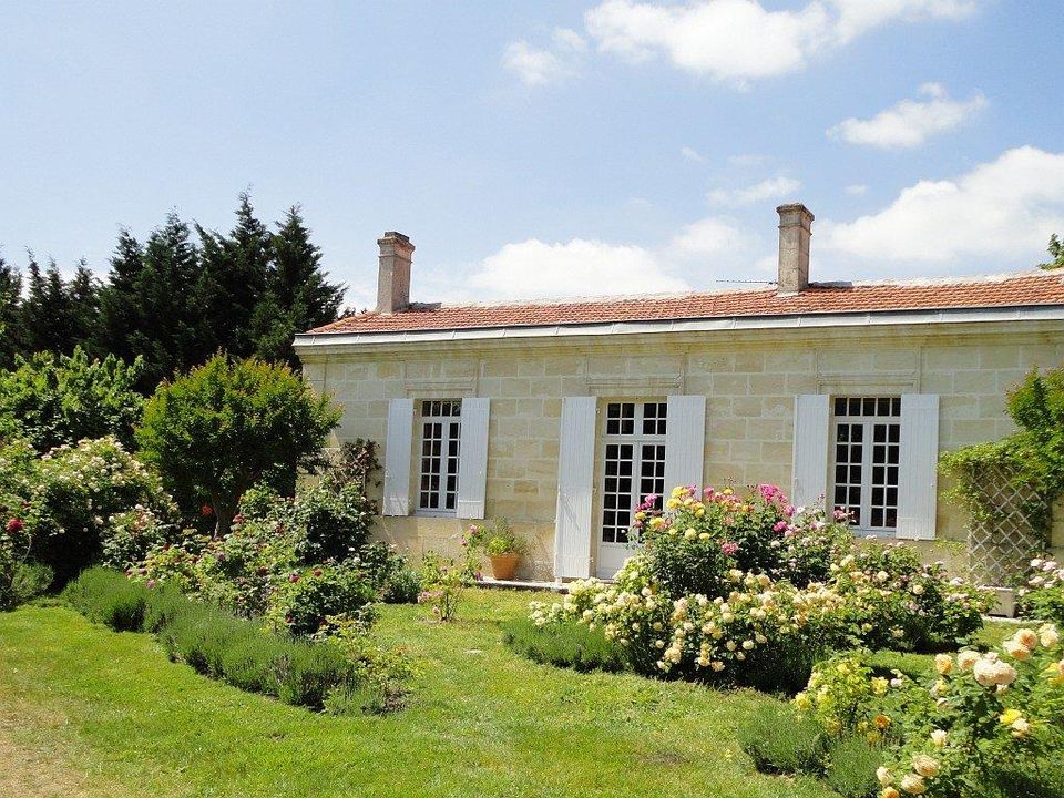 Villa i Saint-Christoly-de-Blaye, Gironde - foto 1