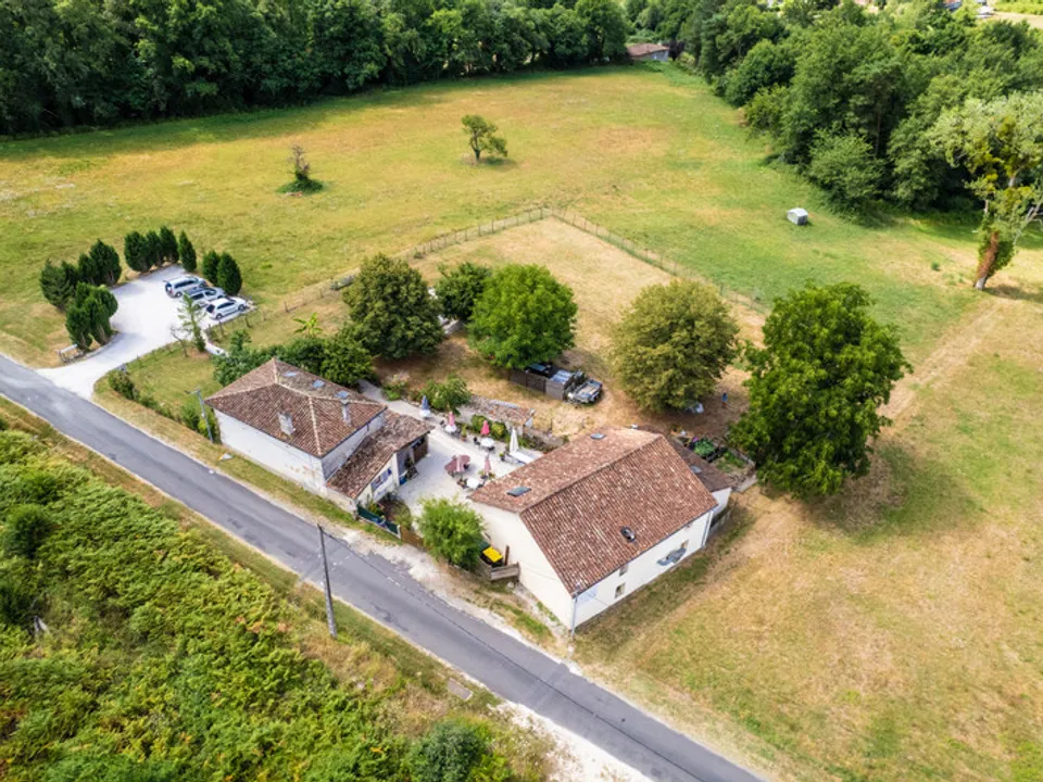 Villa en Combiers, Charente - foto 1