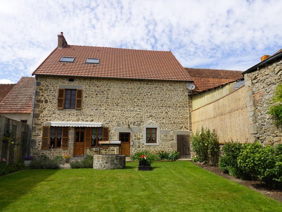 Byhus i St.-Julien-le-Châtel, Creuse - foto 2