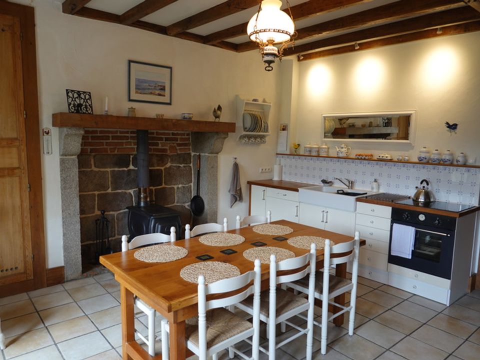 Byhus i St.-Julien-le-Châtel, Creuse - foto 5