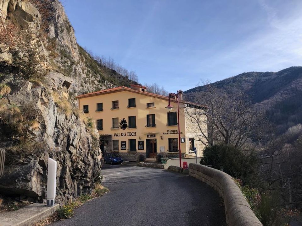 Erhvervsejendom i Prats-de-Mollo-la-Preste, Pyrenees-Orientales - foto 1