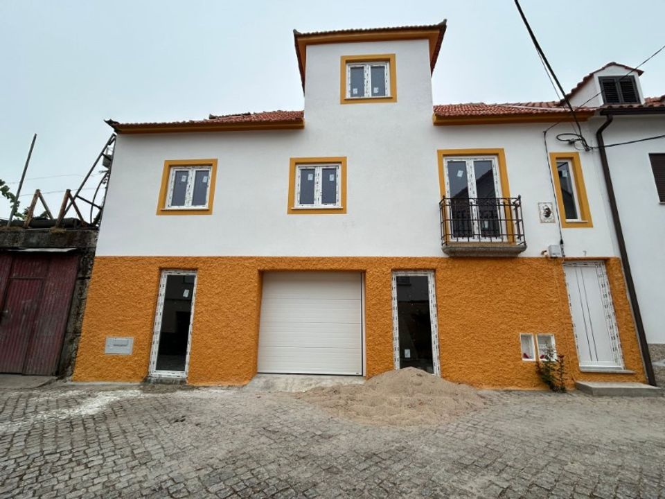 Rækkehus i Santa Comba Dao, Viseu - foto 1