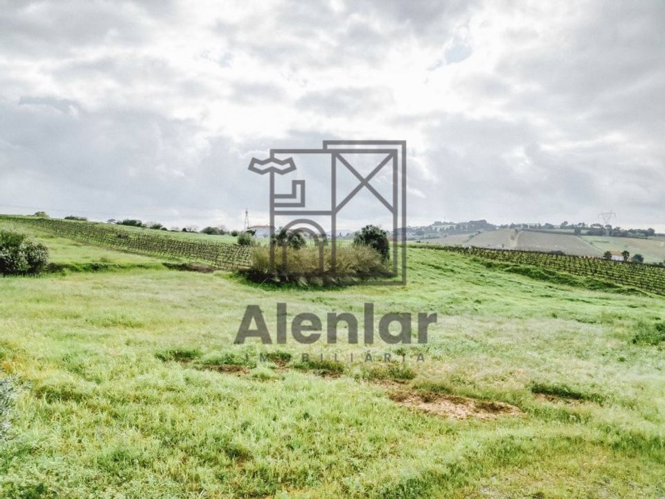 Helårsgrund i Alenquer, Lisbon - foto 1