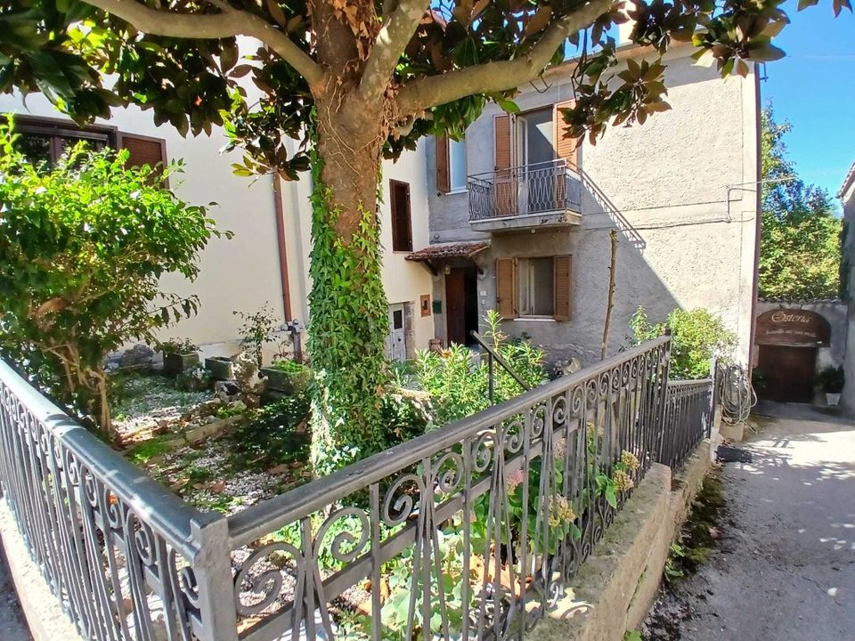 Byhus i Guardea, Terni - foto 1
