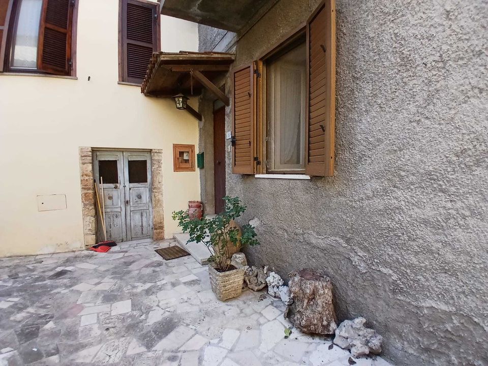 Byhus i Guardea, Terni - foto 2