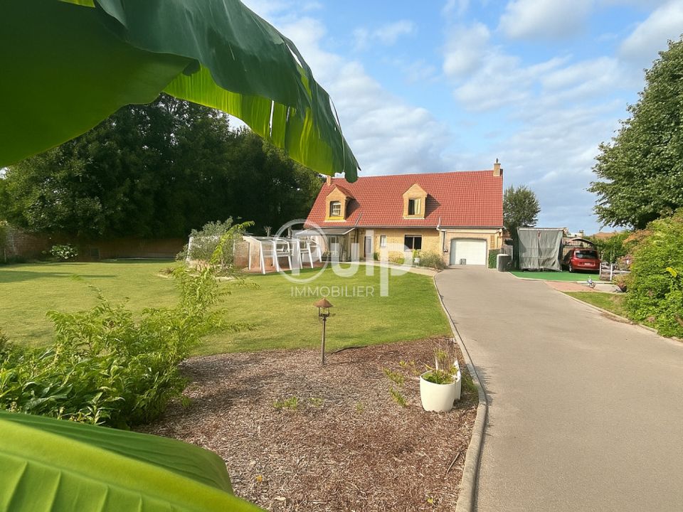 Bungalow i Harnes, Pas-de-Calais - foto 1