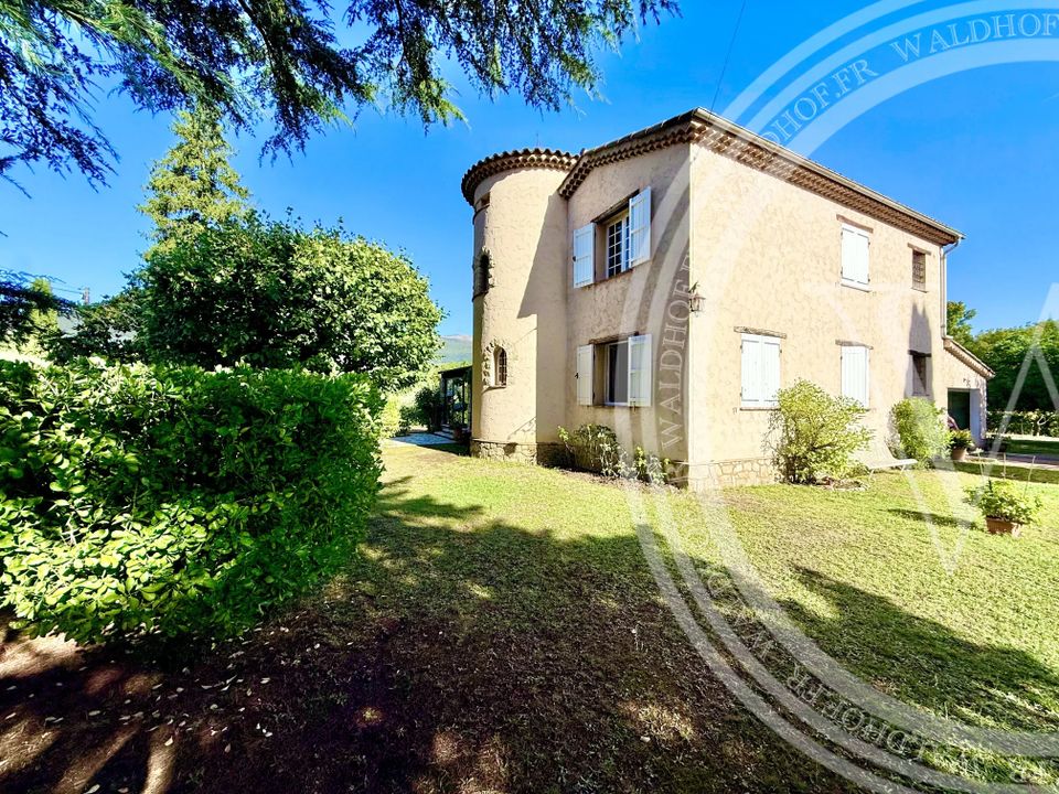 Landejendom i Chateauneuf-Grasse, Alpes-Maritimes - foto 1
