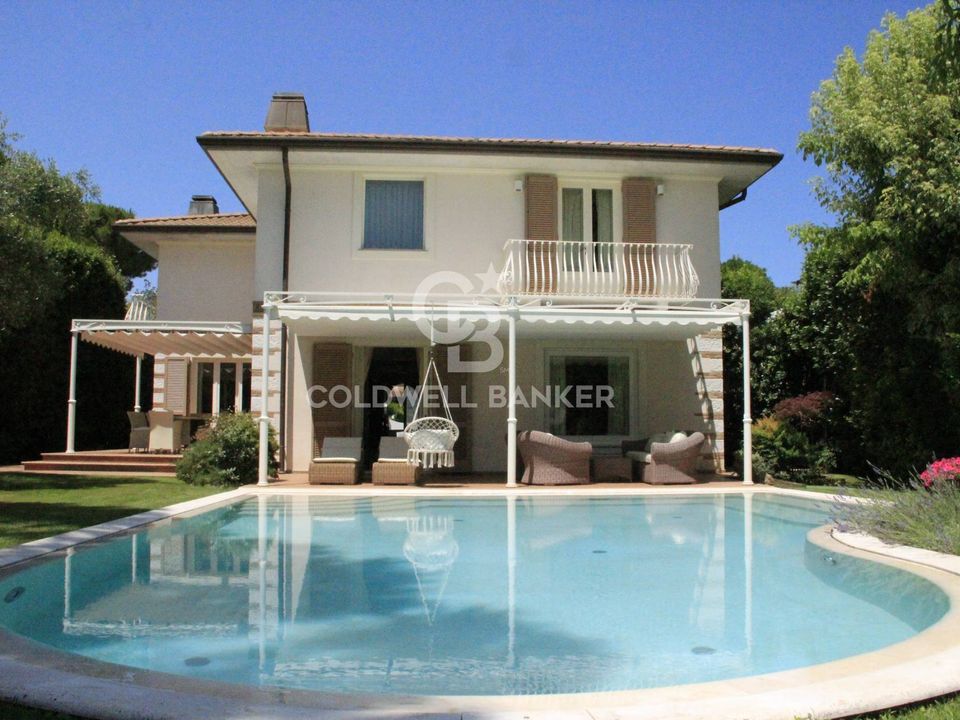 Villa i Forte dei Marmi, Lucca - foto 1