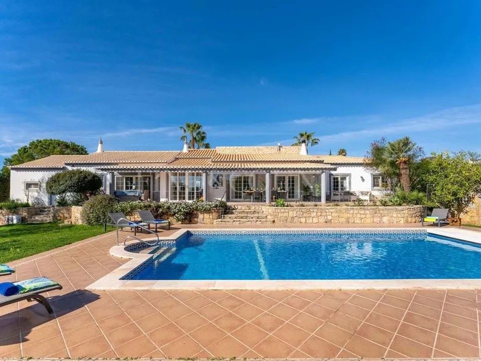 Villa i Carvoeiro, Faro - bilde 1