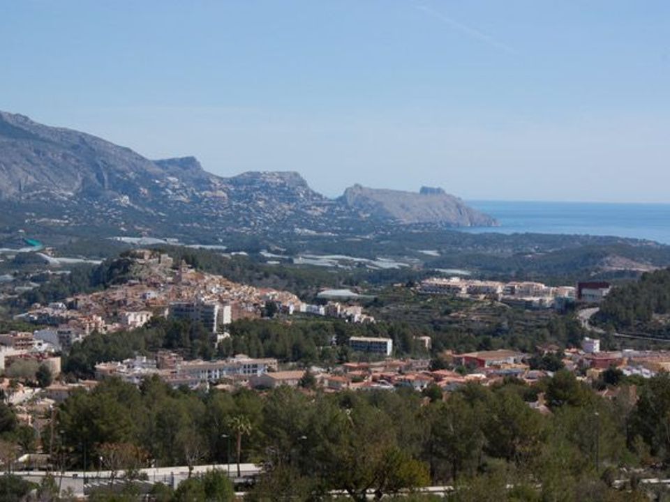 Helårsgrund i Polop, Alicante - foto 1
