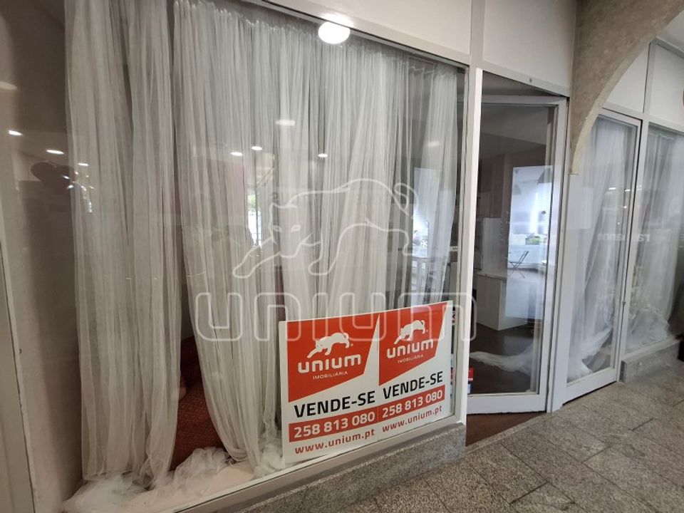 Erhvervsejendom i Caminha, Viana do Castelo - foto 1