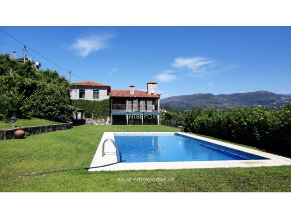 Villa i Torrados e Sousa, Porto - bilde 1
