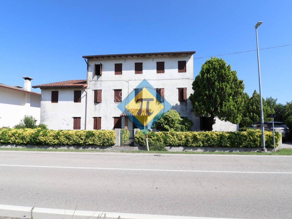 Villa en Sesto al Reghena, Pordenone - foto 3