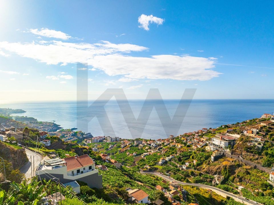 Helårsgrund i Camara de Lobos, Madeira - foto 1