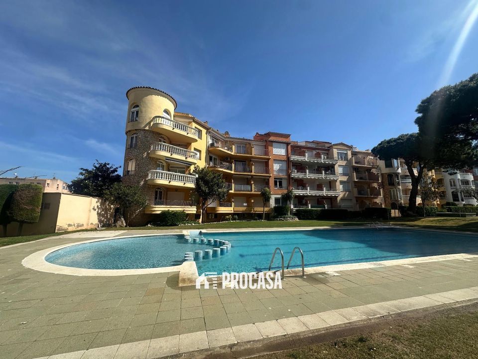 Lejlighed i Empuriabrava, Gerona - foto 4