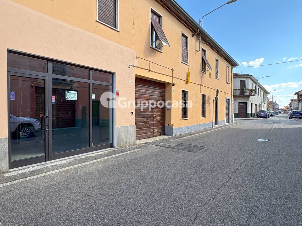 Erhvervsejendom i Magenta, Milan - foto 1