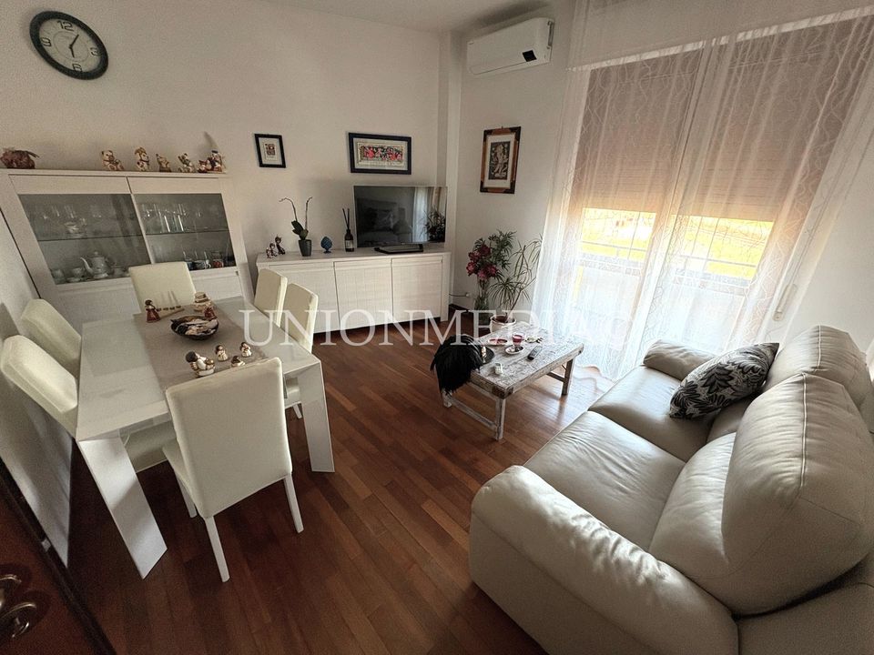 Lejlighed i Sarzana, La Spezia - foto 1