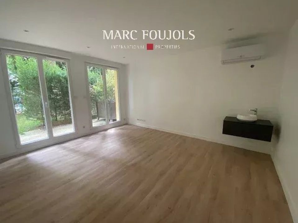 Apartment in Chantilly, Oise - photo 1