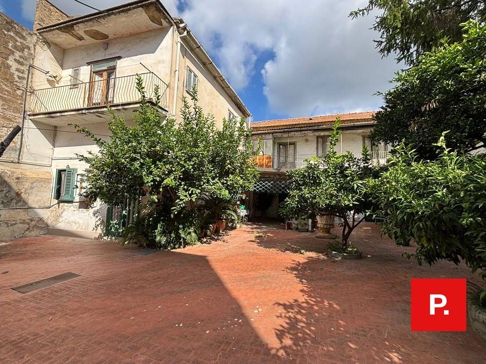 Villa i Caserta, Caserta - foto 1