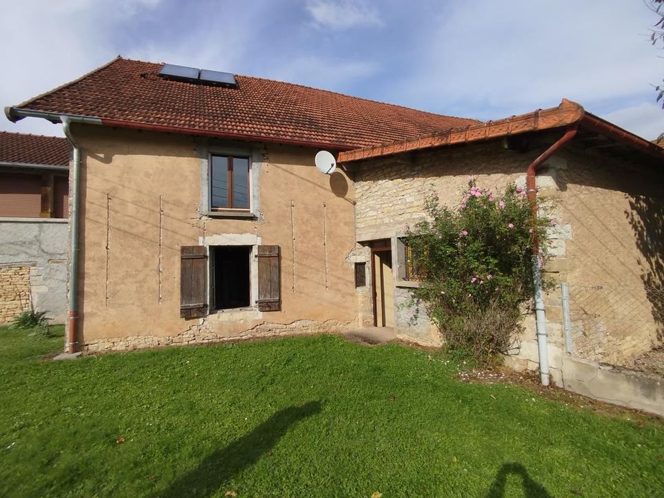 Landsbyhus i Chassey-les-Montbozon, Haute-Saone - foto 1