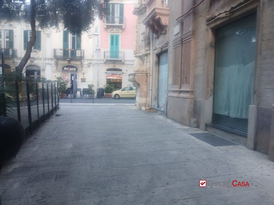 Erhvervsejendom i Messina, Messina - foto 1