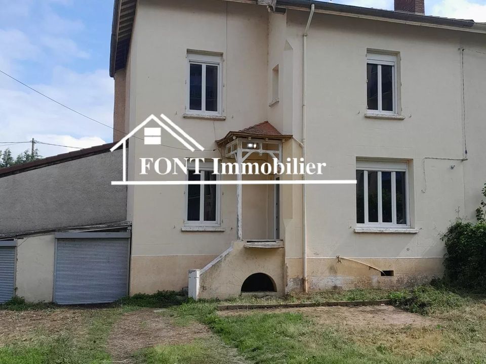 Villa in Saint-Chamond, Loire - foto 1