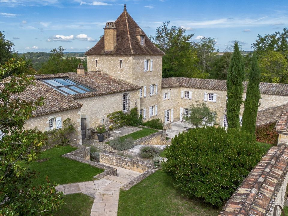 Villa in Monflanquin, Lot-et-Garonne - foto 2