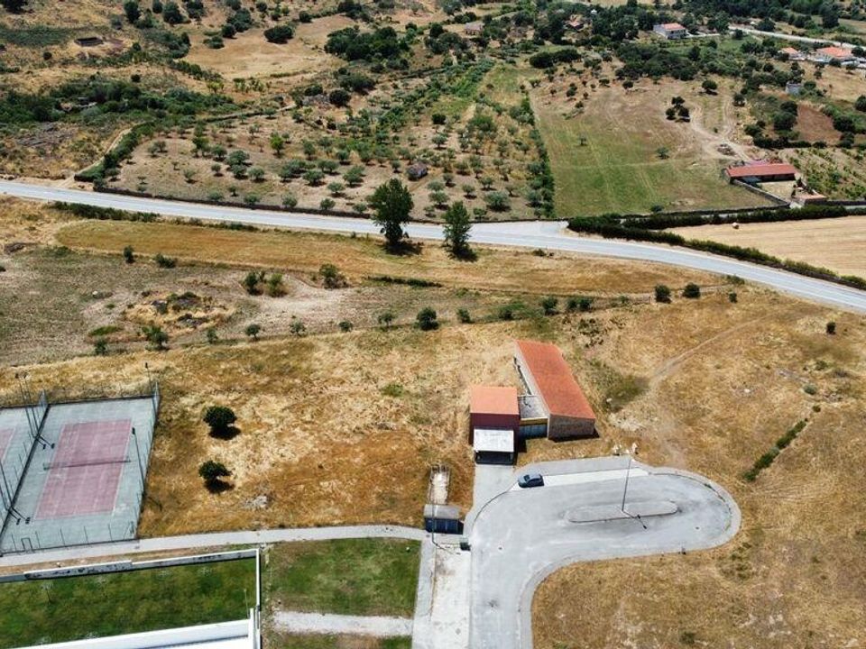 Helårsgrund i Almeida, Guarda - foto 2