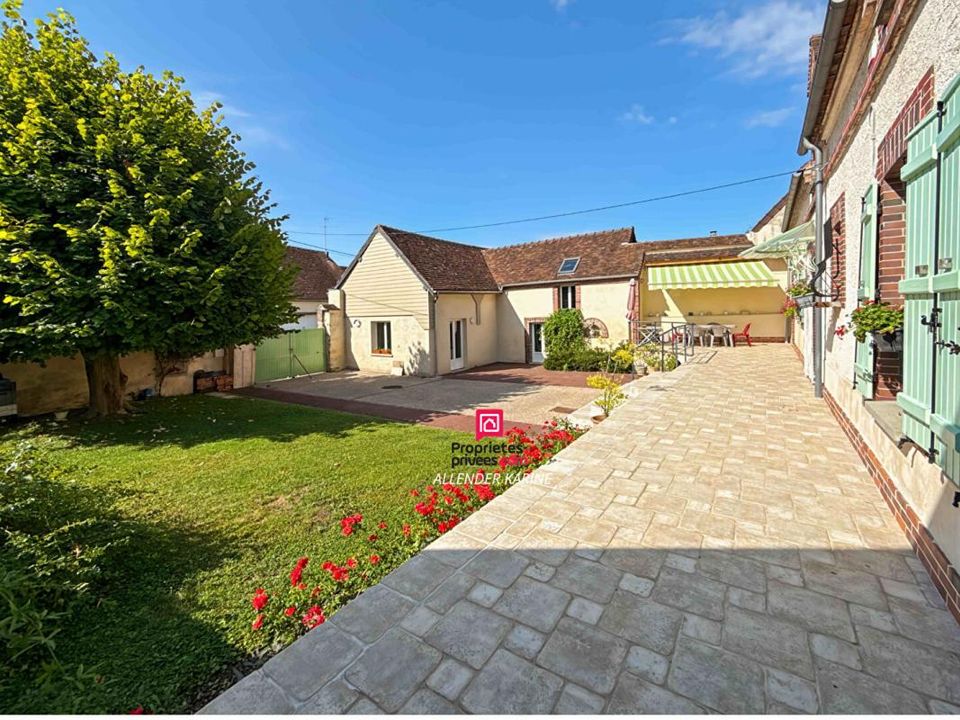 Villa i Malay-le-Grand, Yonne - bilde 1