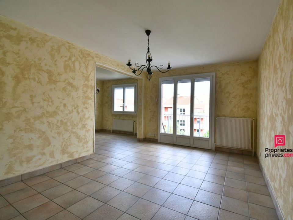 Lejlighed i Meyzieu, Rhone - foto 2