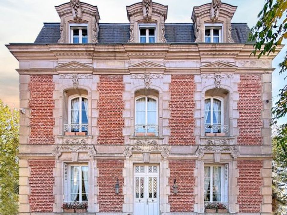 Villa i Pont-Sainte-Maxence, Oise - foto 1